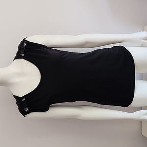 Gap black tee with beading size XS
